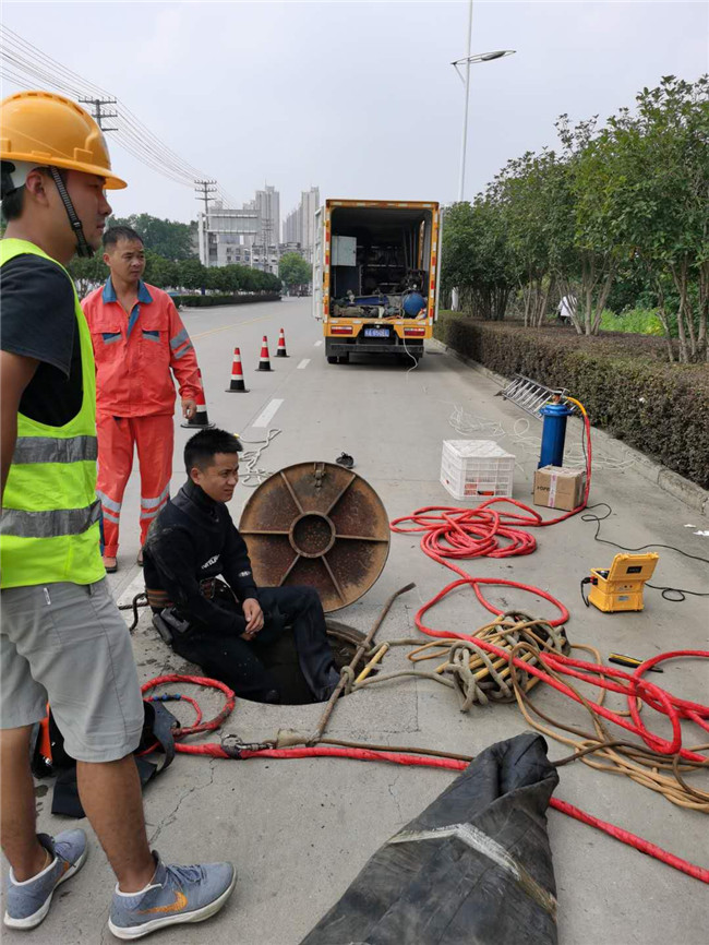 兴宁翻衬法管道修复技术主要工序
